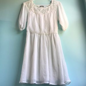 Soulmates white lace neck dress